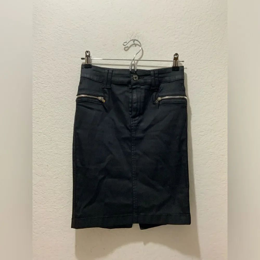 7 For All Mankind Pencil Skirt Womens 26 Black Wax Cotton Blend Zipper Detail